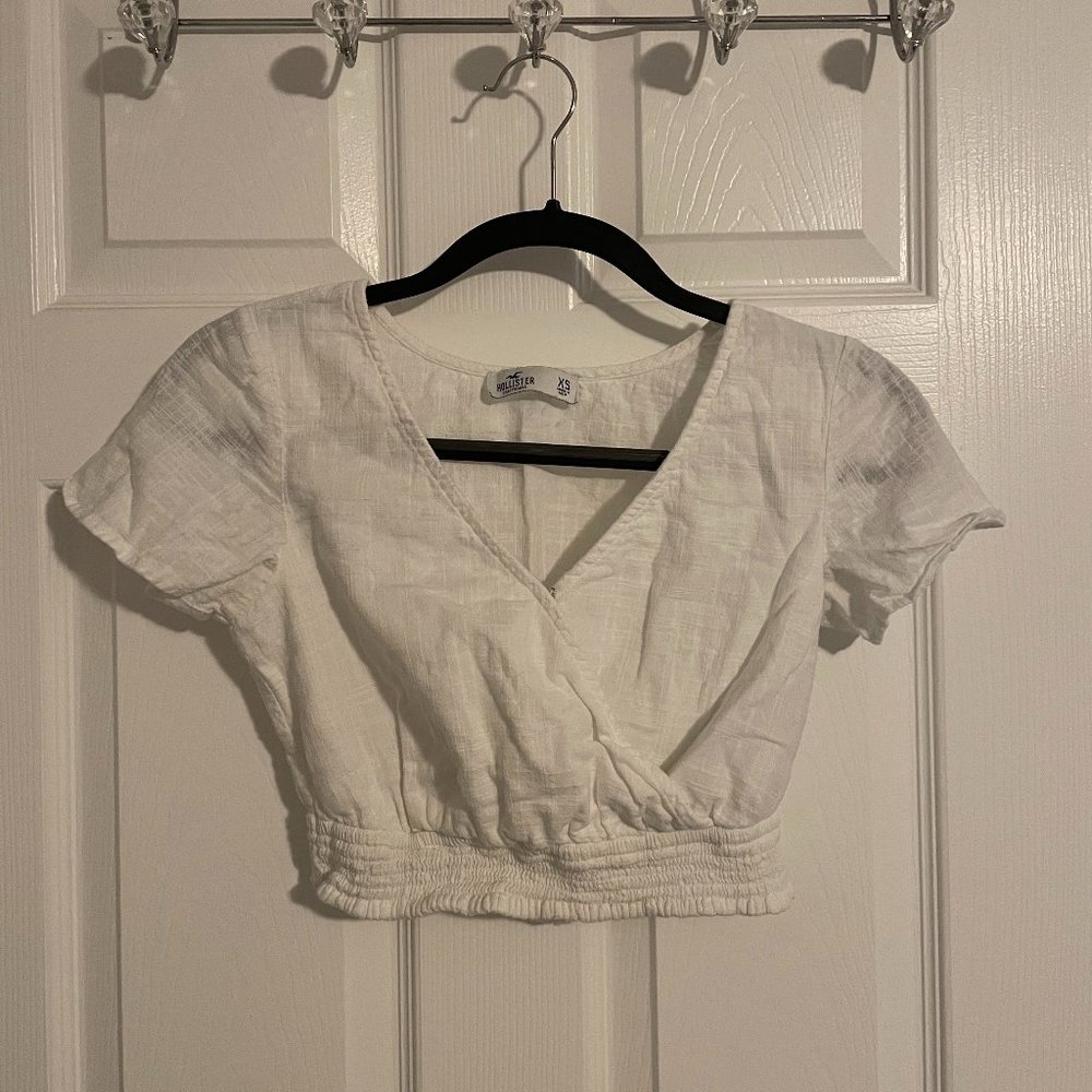 Hollister White Cross Over Crop Top